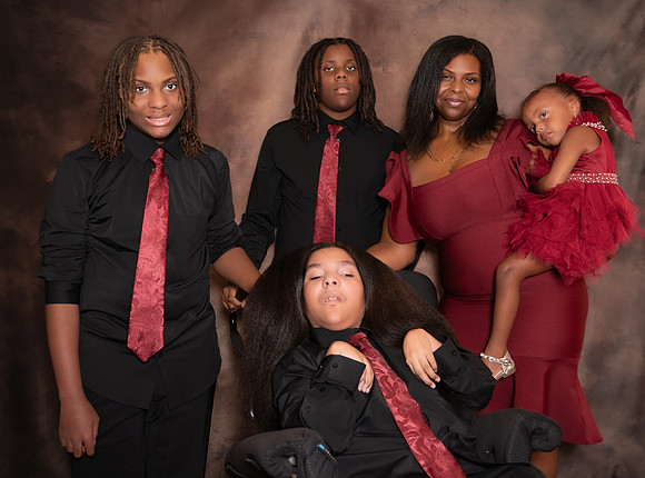Kyla Family-04