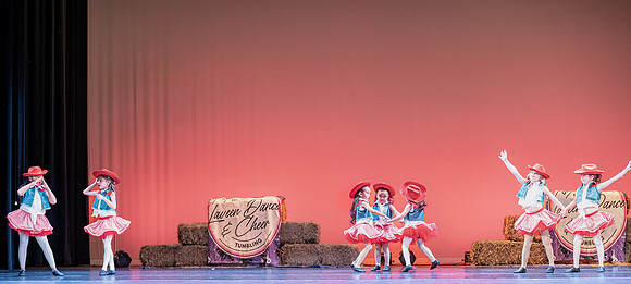 LAVEEN DANCE 1 30 SHOW-161
