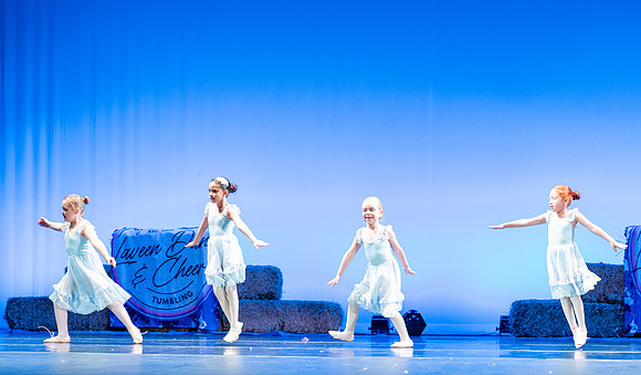 LAVEEN DANCE 1 30 SHOW-100