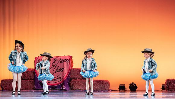 LAVEEN DANCE 1 30 SHOW-167