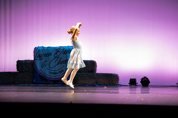 LAVEEN DANCE 1 30 SHOW-101
