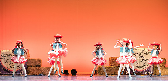 LAVEEN DANCE 1 30 SHOW-151