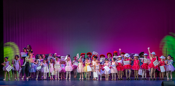 LAVEEN DANCE 1 30 SHOW-175