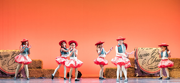 LAVEEN DANCE 1 30 SHOW-153