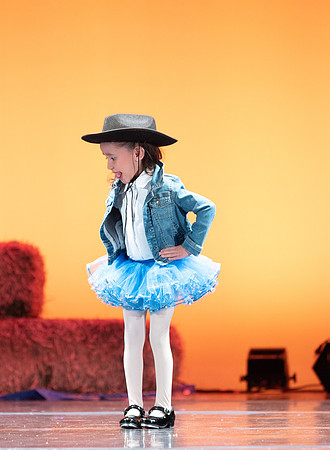 LAVEEN DANCE 1 30 SHOW-163