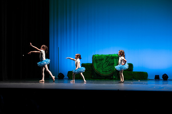 LAVEEN DANCE 1 30 SHOW-122