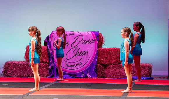 LAVEEN DANCE 4 30 SHOW 1st HALF-101
