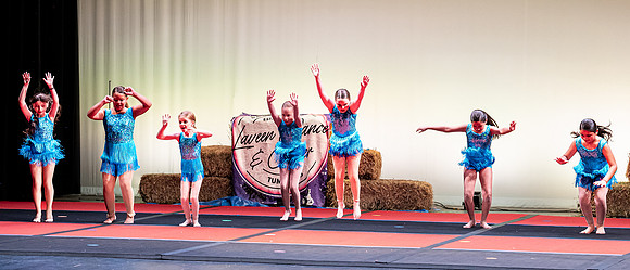 LAVEEN DANCE 4 30 SHOW 1st HALF-108