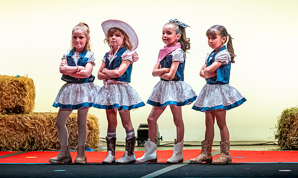 LAVEEN DANCE 4 30 SHOW 1st HALF-138