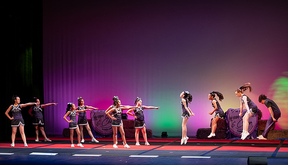 LAVEEN DANCE 4 30 SHOW 1st HALF-163