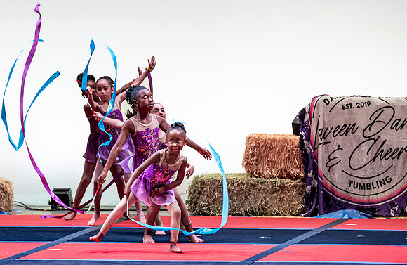 LAVEEN DANCE 4 30 SHOW 1st HALF-183