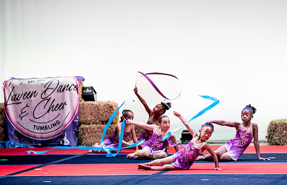 LAVEEN DANCE 4 30 SHOW 1st HALF-186