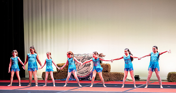 LAVEEN DANCE 4 30 SHOW 1st HALF-106