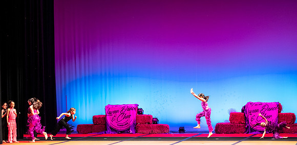 LAVEEN DANCE 4 30 SHOW 2nd HALF-102