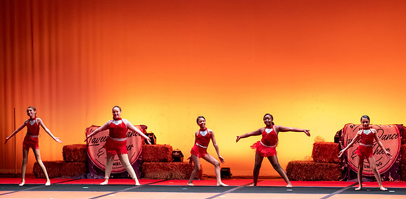 LAVEEN DANCE 4 30 SHOW 2nd HALF-063