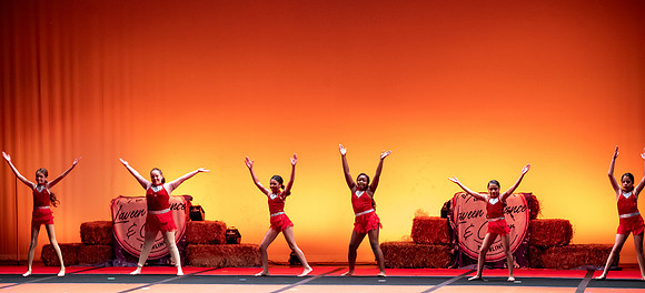 LAVEEN DANCE 4 30 SHOW 2nd HALF-062