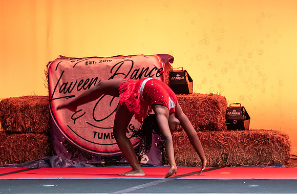 LAVEEN DANCE 4 30 SHOW 2nd HALF-056