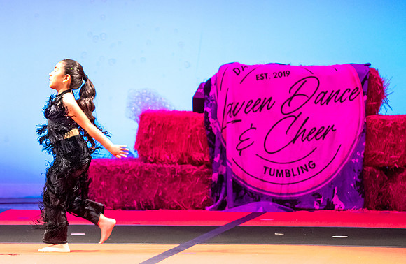 LAVEEN DANCE 4 30 SHOW 2nd HALF-107