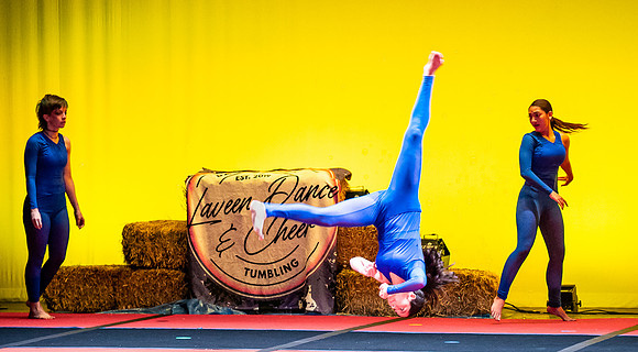 LAVEEN DANCE 4 30 SHOW 2nd HALF-019
