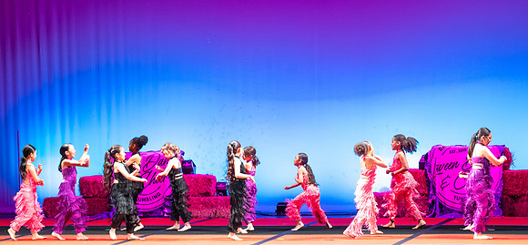 LAVEEN DANCE 4 30 SHOW 2nd HALF-103