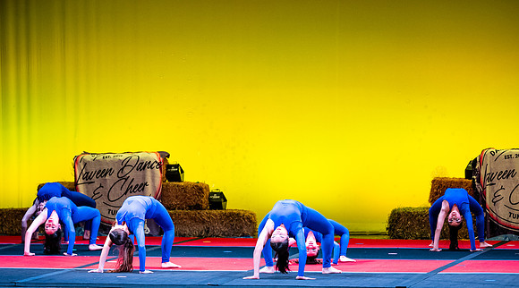 LAVEEN DANCE 4 30 SHOW 2nd HALF-003