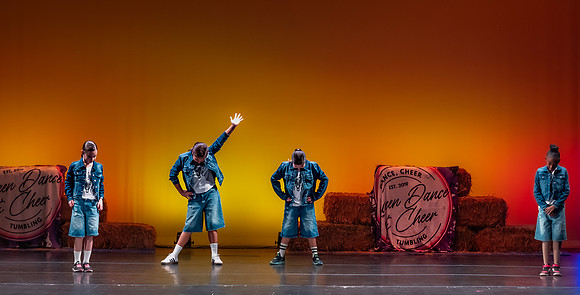 LAVEEN DANCE 7 30 SHOW 2nd HALF-099