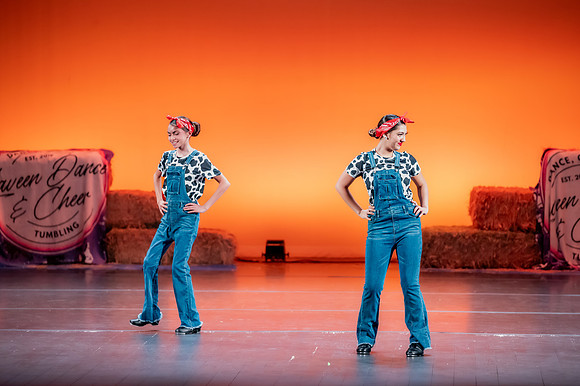 LAVEEN DANCE 7 30 SHOW 2nd HALF-012