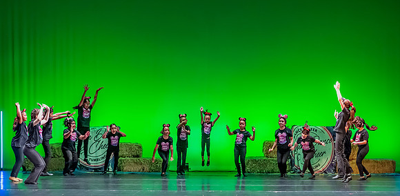 LAVEEN DANCE 7 30 SHOW 2nd HALF-129