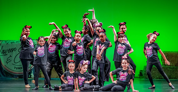 LAVEEN DANCE 7 30 SHOW 2nd HALF-138
